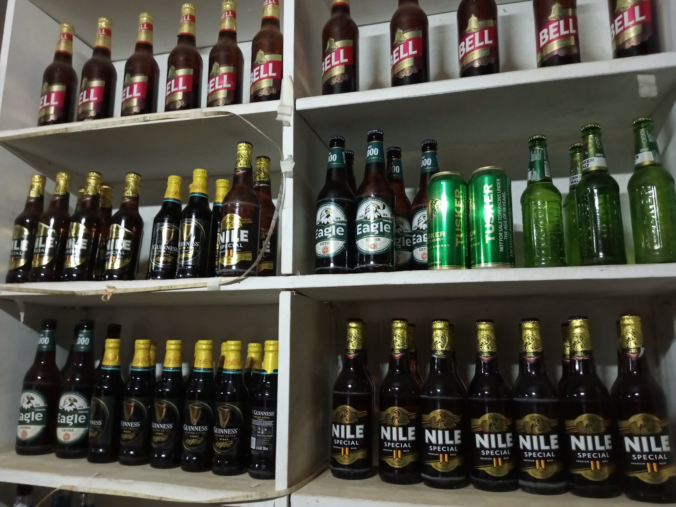 Drinks & Bar Area